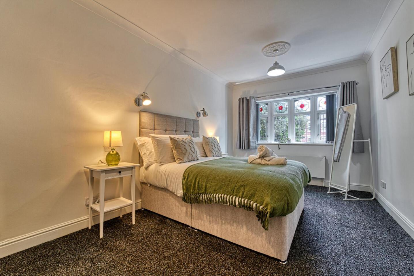 Host & Stay - Chester House Retreat Kidderminster Exteriör bild